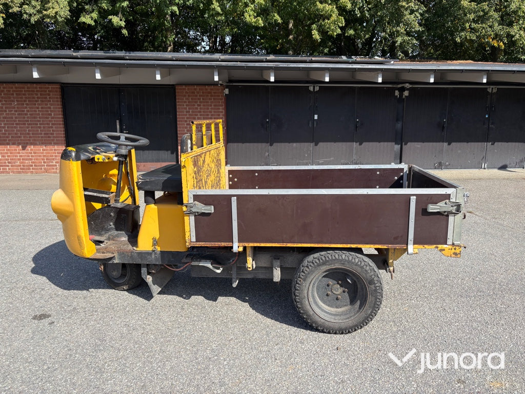 Eldriven flaktruck med trevägstipp – Alme TR9EL
