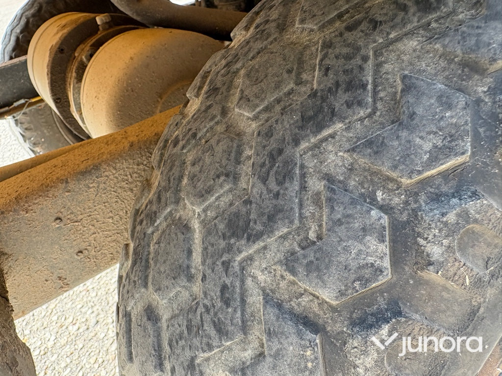 Eldriven flaktruck med trevägstipp – Alme TR9EL
