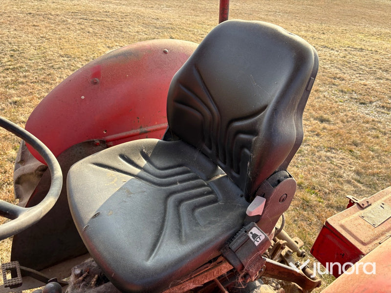 Traktor - Massey Ferguson, 30