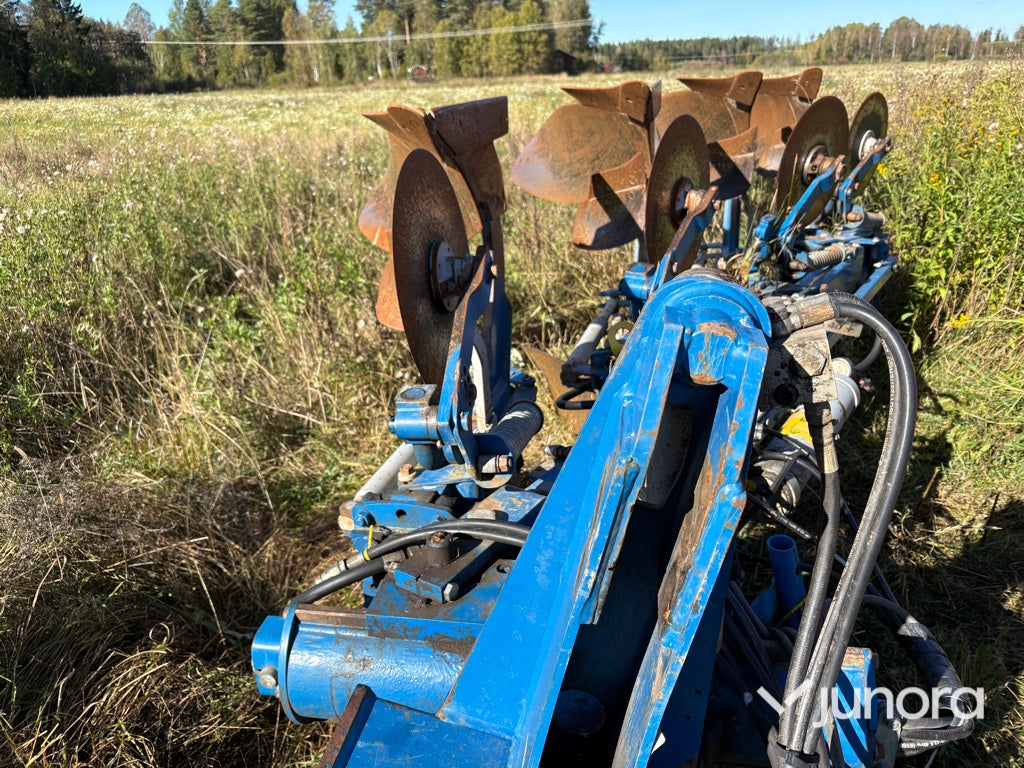 Överum VF-CX 4975 H – 4-skärare växelplog med hydraulik