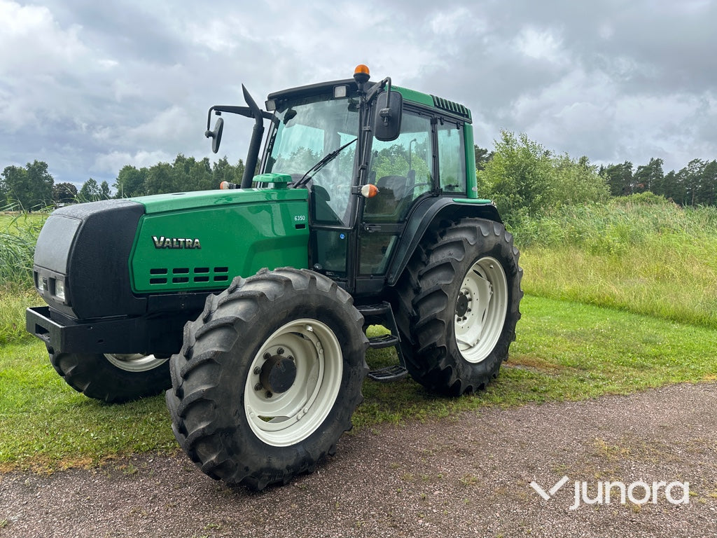 Valtra 6350 med twin trac