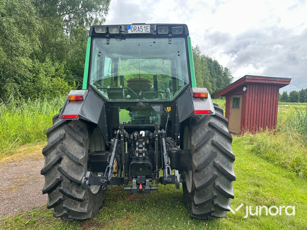 Valtra 6350 med twin trac