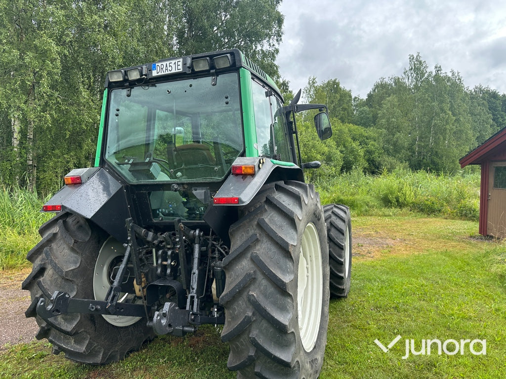 Valtra 6350 med twin trac