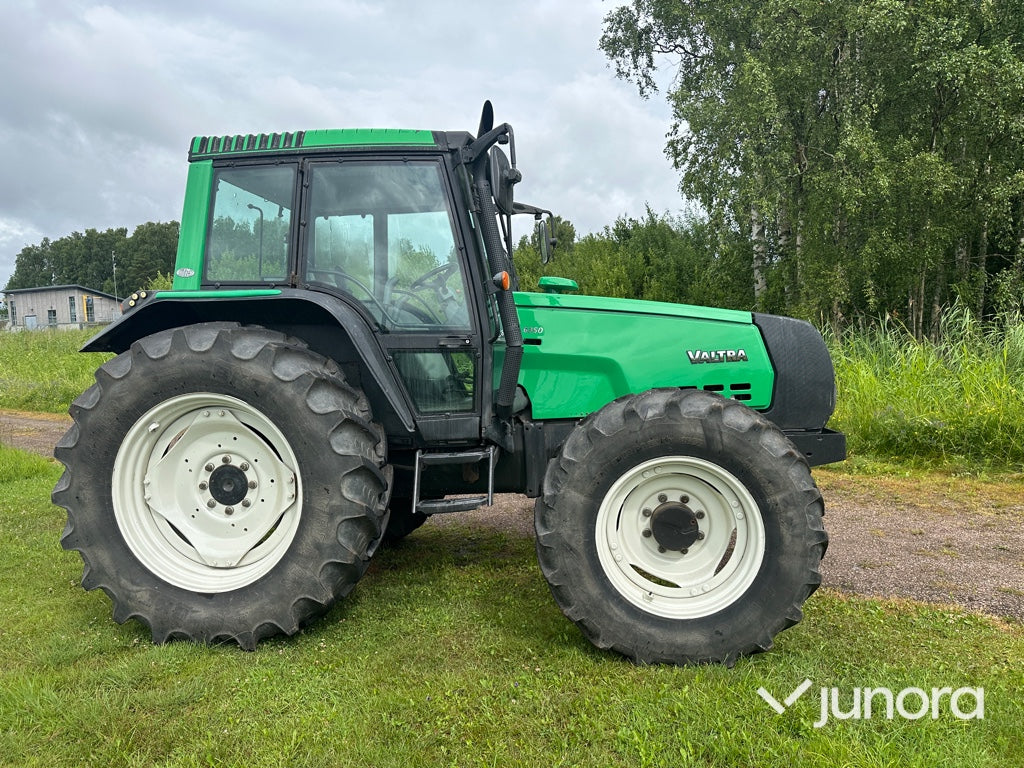 Valtra 6350 med twin trac