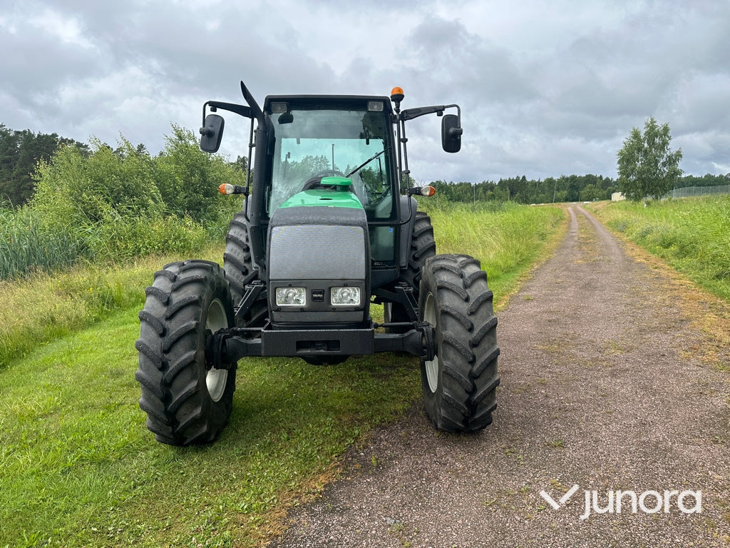 Valtra 6350 med twin trac