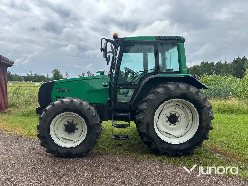 Valtra 6350 med twin trac