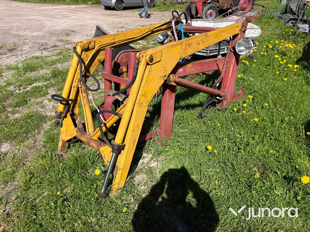 Traktor med lastare Massey Ferguson 35