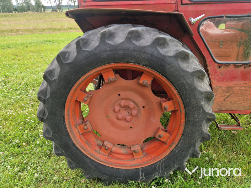 Traktor - Volvo, BM 430