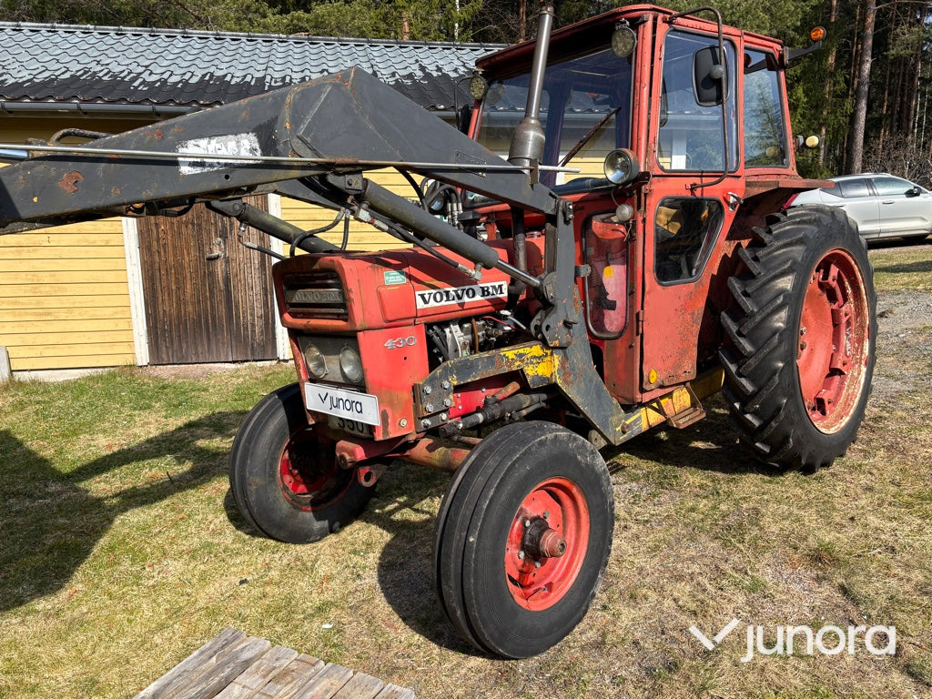 Traktor - Volvo BM 430 + redskap
