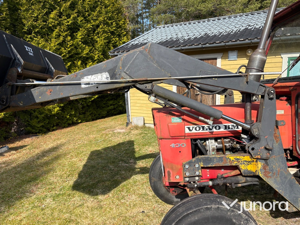 Traktor - Volvo BM 430 + redskap