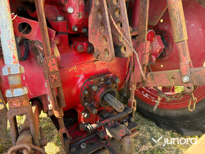 Traktor - Volvo VM 430 + redskap