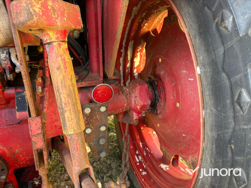 Traktor - Volvo BM 430 + redskap