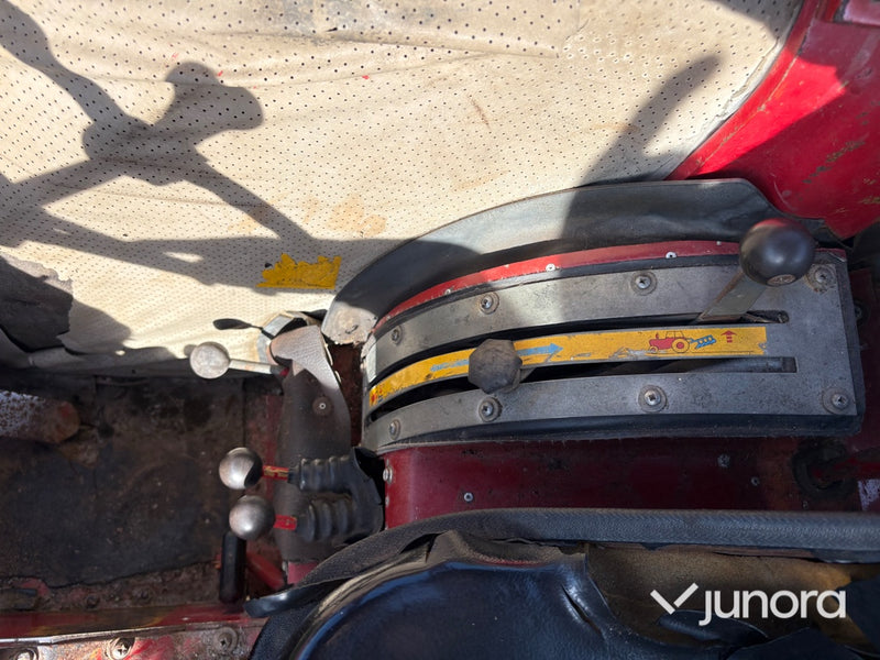 Traktor - Volvo VM 430 + redskap