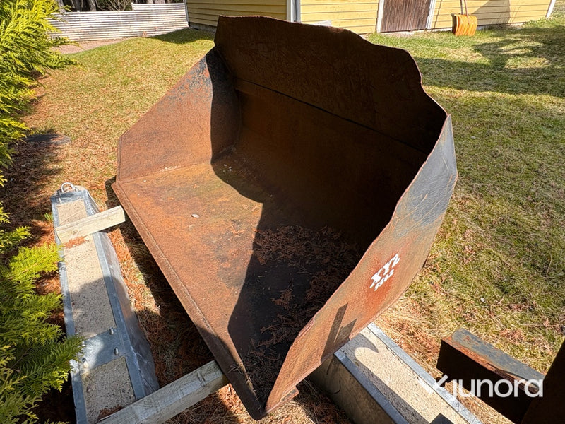 Traktor - Volvo VM 430 + redskap