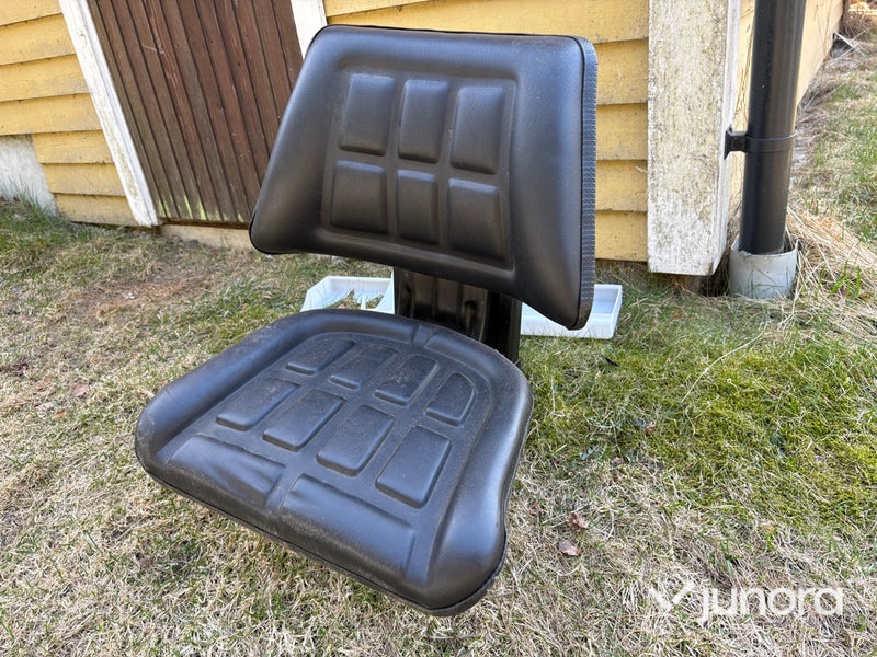 Traktor - Volvo VM 430 + redskap