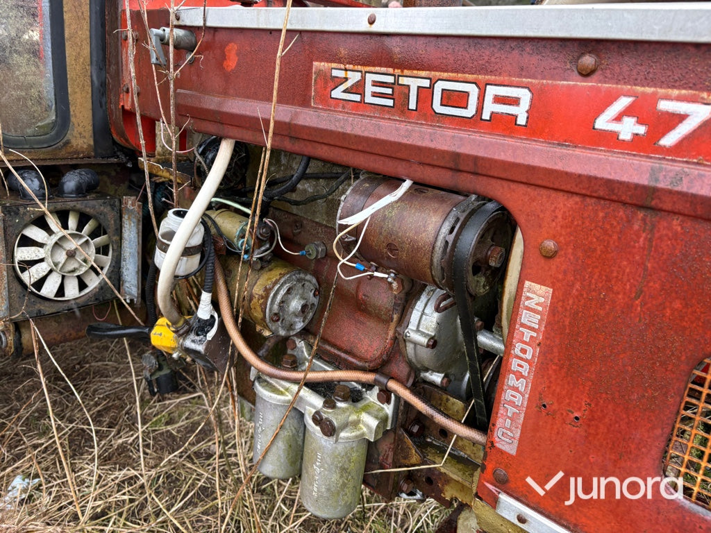 Traktor - Zetor 4718