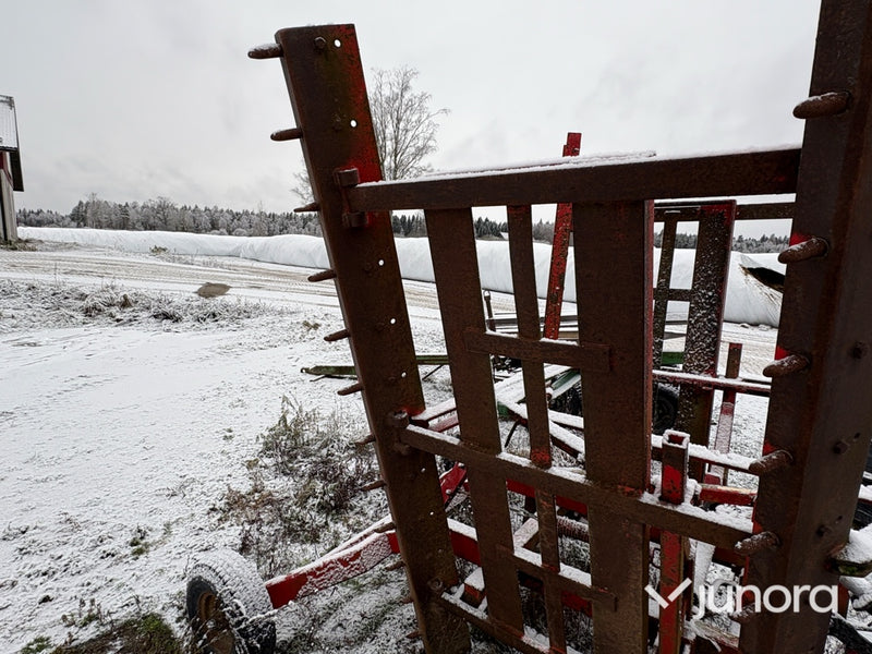 Sladd / Jordbearbetningsredskap - Väderstad, 74