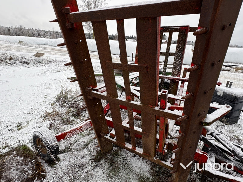 Sladd / Jordbearbetningsredskap - Väderstad, 74