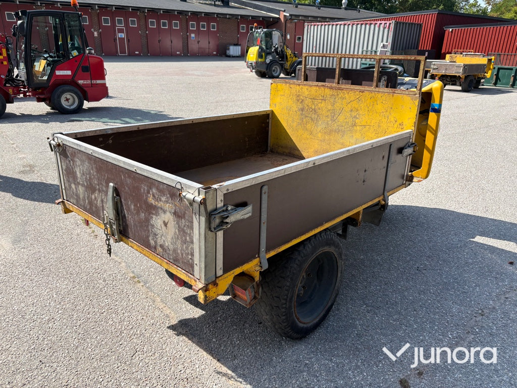 Eldriven flaktruck med trevägstipp – Alme TR10EL