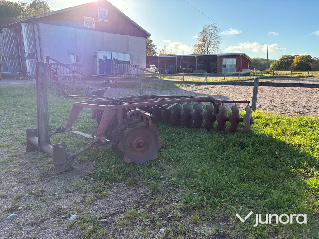 Tallriksharv - Kverneland/Globus, Skålsvans 2400
