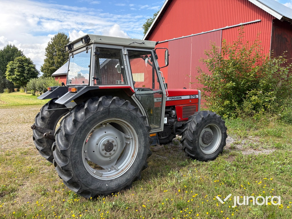 Traktor Massey Ferguson 375