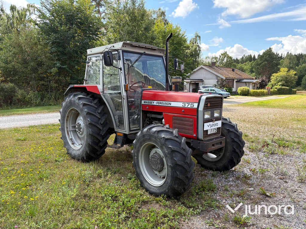 Traktor Massey Ferguson 375