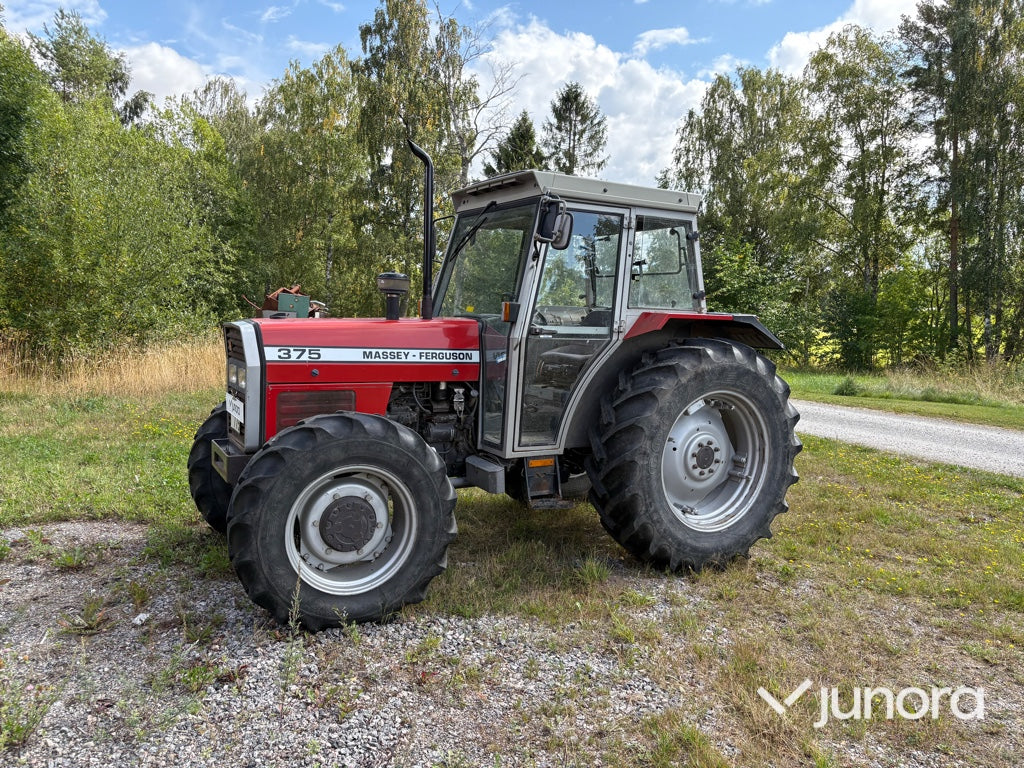Traktor Massey Ferguson 375
