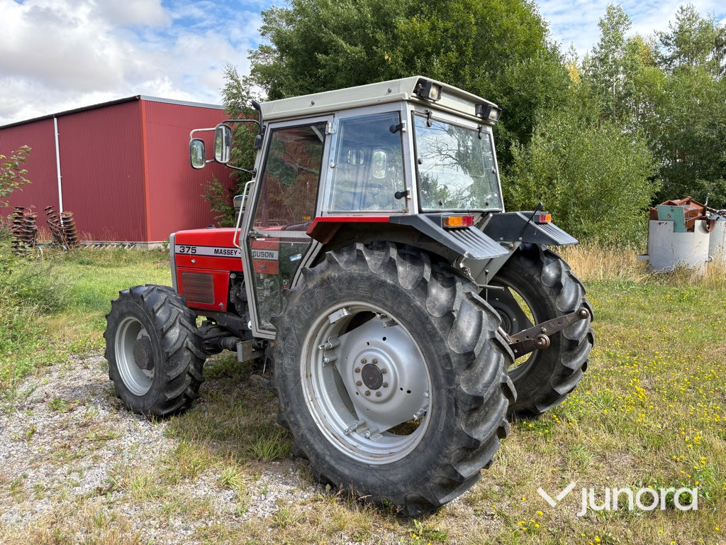 Traktor Massey Ferguson 375