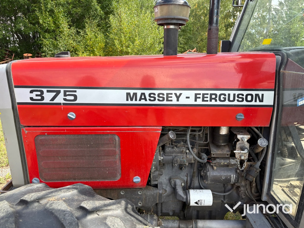 Traktor Massey Ferguson 375