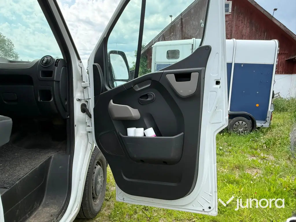 Hästlastbil - Renault  Master III