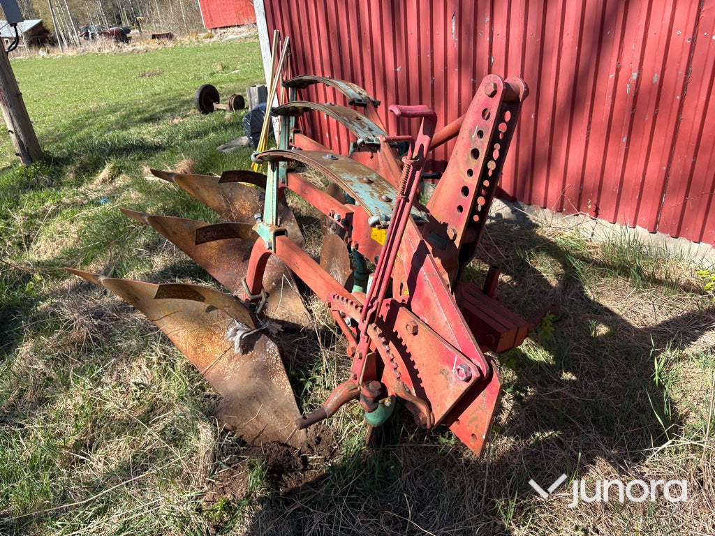 Kverneland Stenomat 3-skärig plog 14”