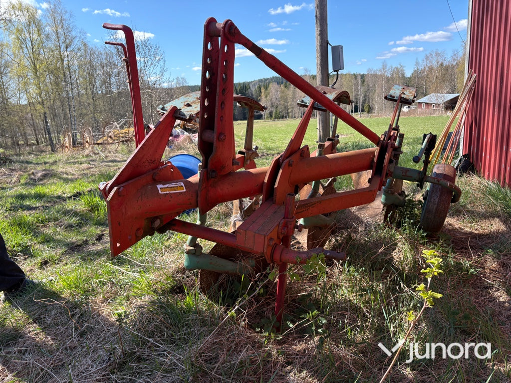 Kverneland Stenomat 3-skärig plog 14”