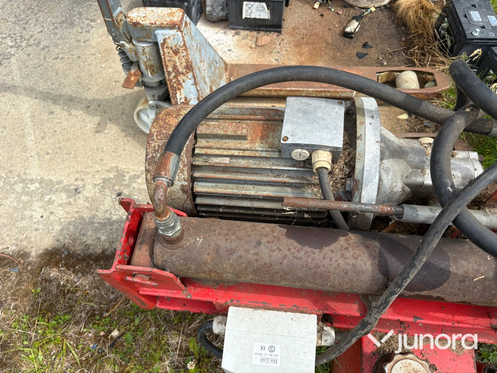 Vedklyv - ELPROM, 4AO-112M-4D