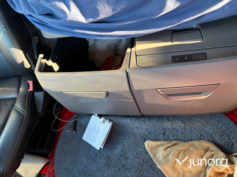 Lastbil Scania R560 B8x4*4NB