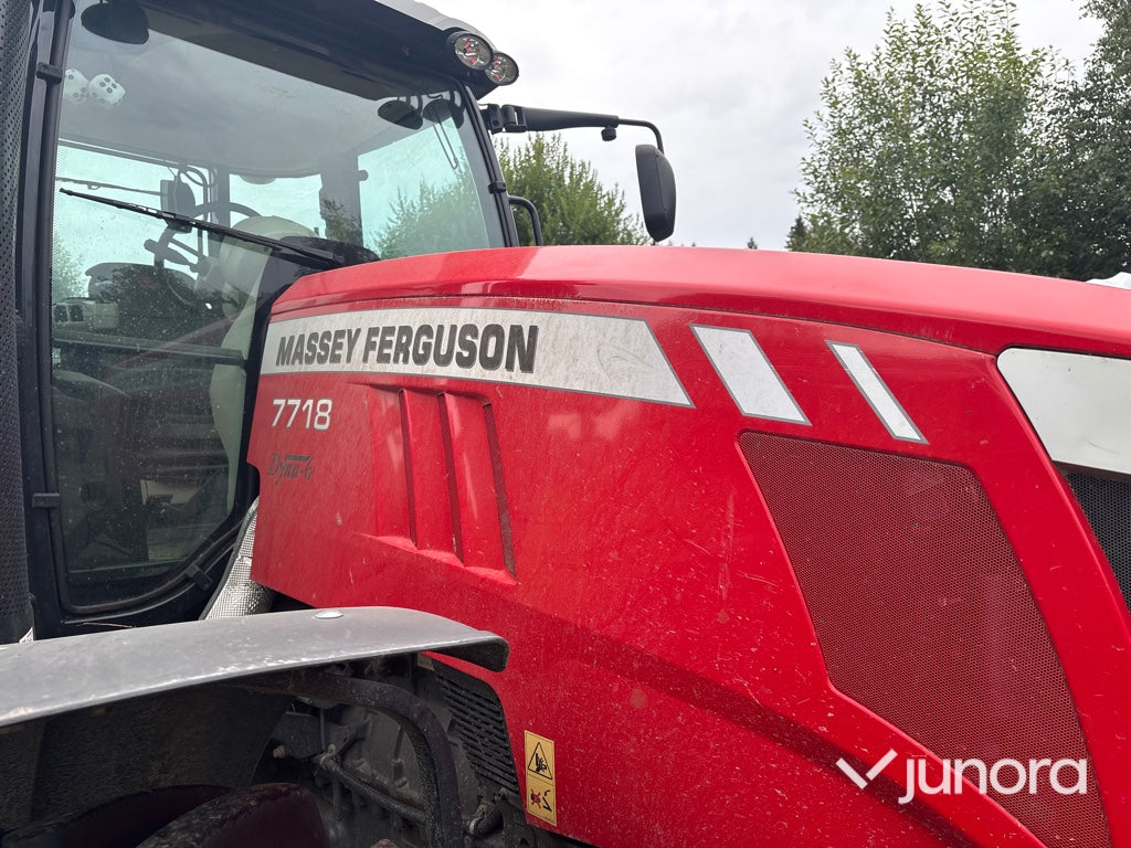 Traktor - Massey Ferguson 7718