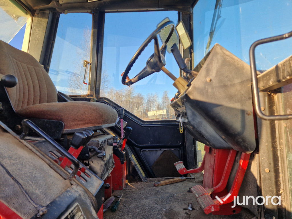 Veterantraktor - IH International 1486 4x4