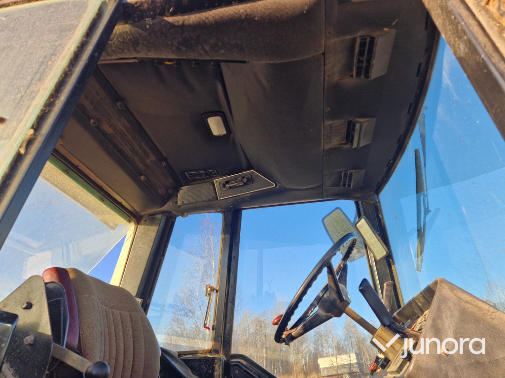 Veterantraktor - IH International 1486 4x4