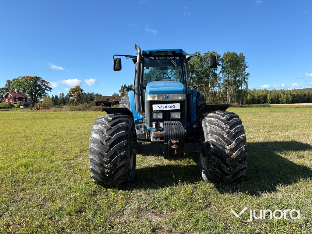 Traktor - New Holland 8770 4WD