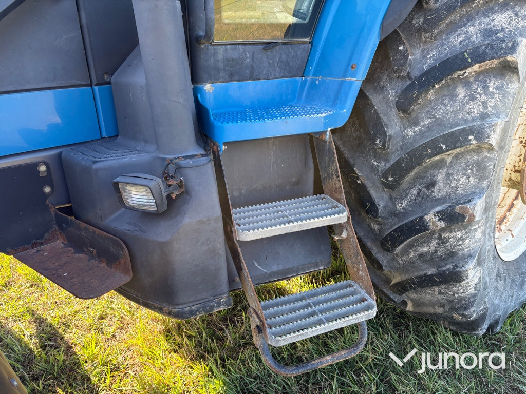 Traktor - New Holland 8770 4WD