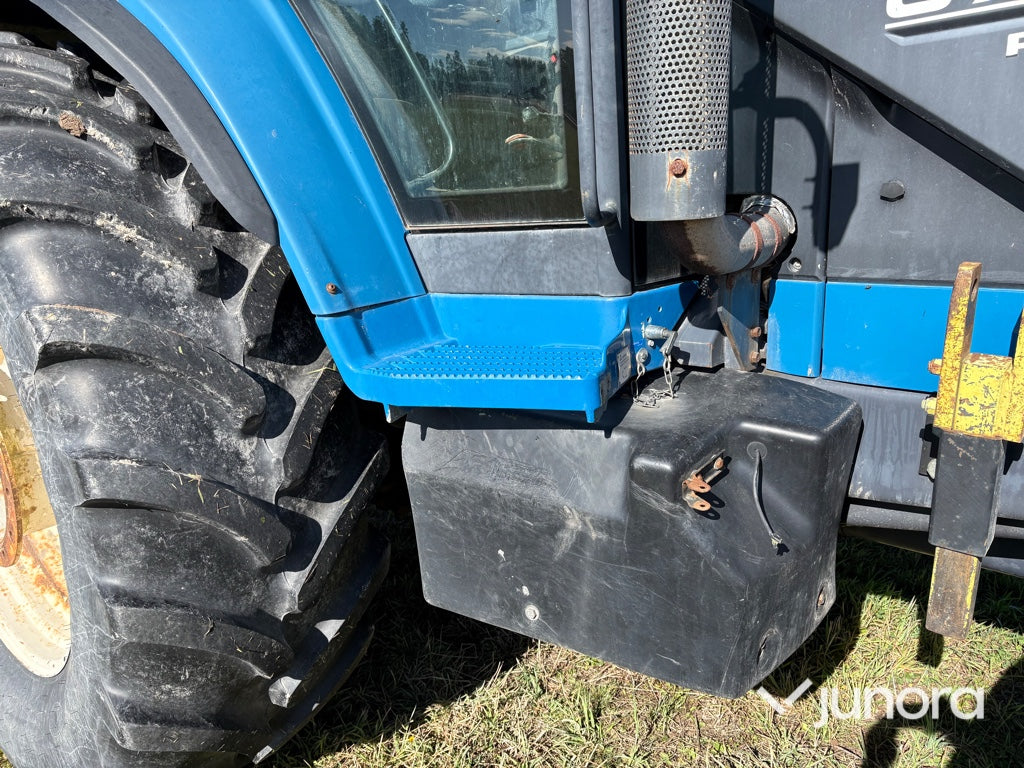 Traktor - New Holland 8770 4WD