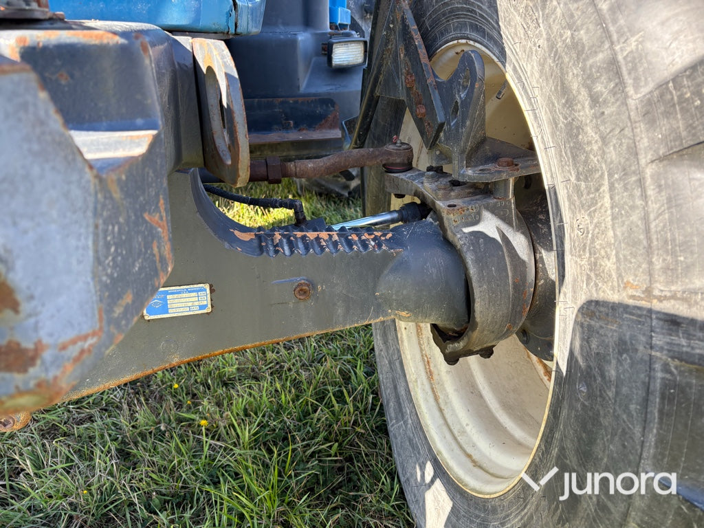 Traktor - New Holland 8770 4WD
