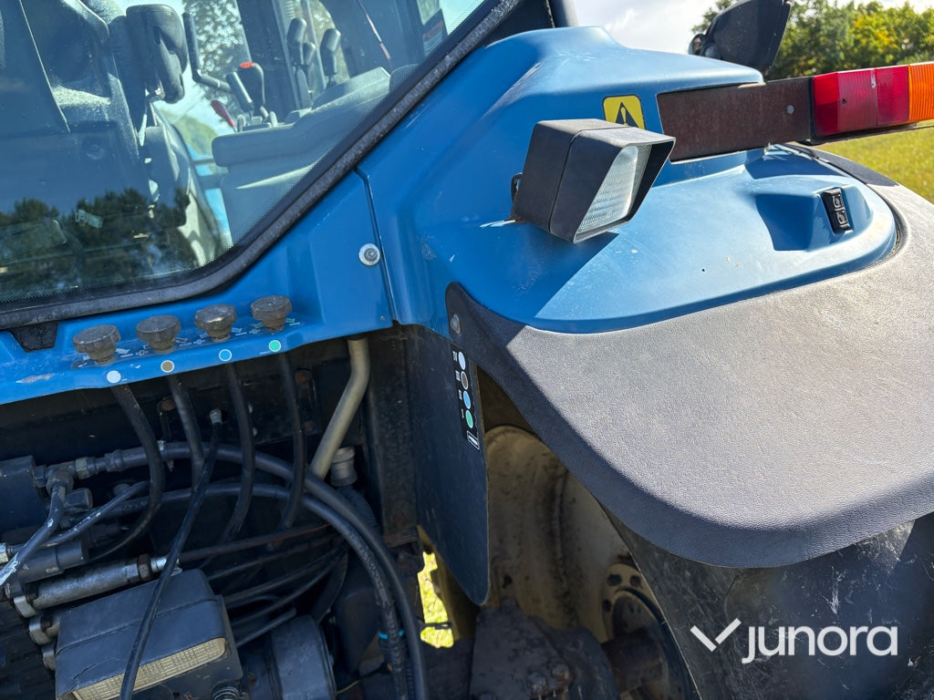 Traktor - New Holland 8770 4WD