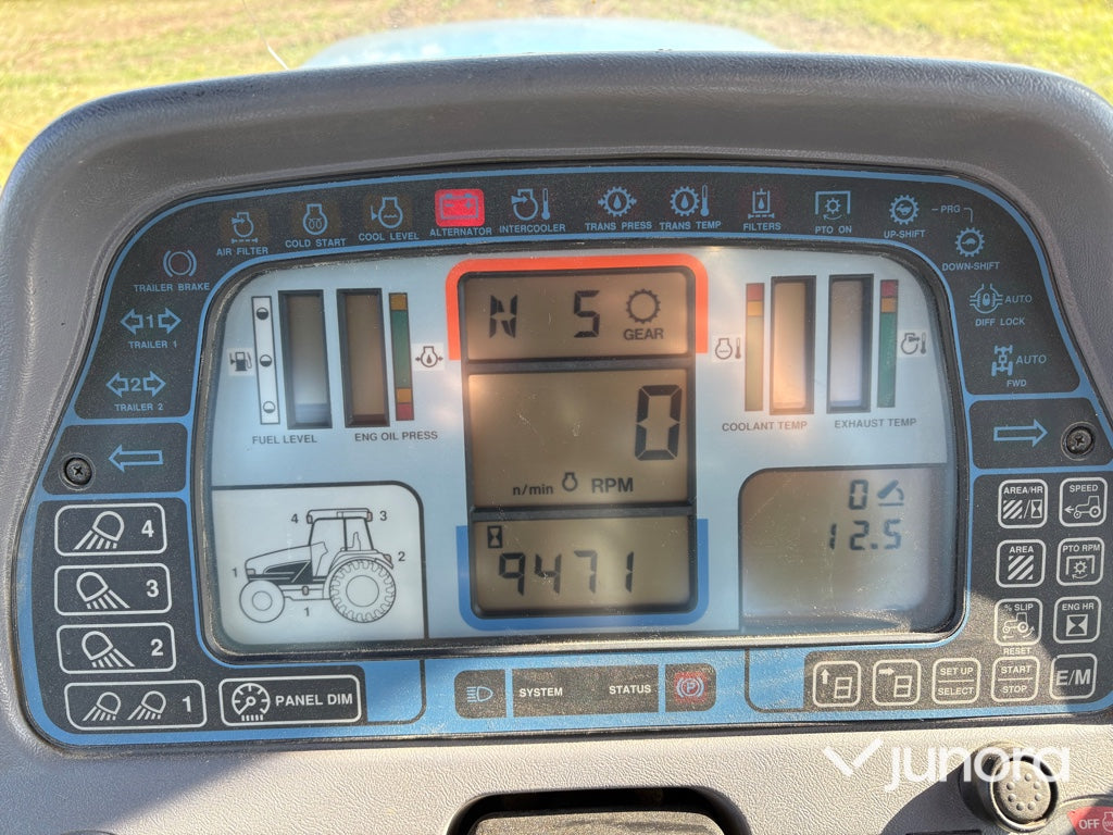 Traktor - New Holland 8770 4WD