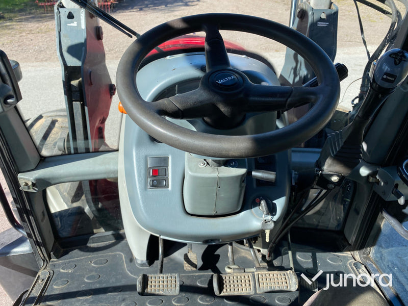 Valtra Valmet N101