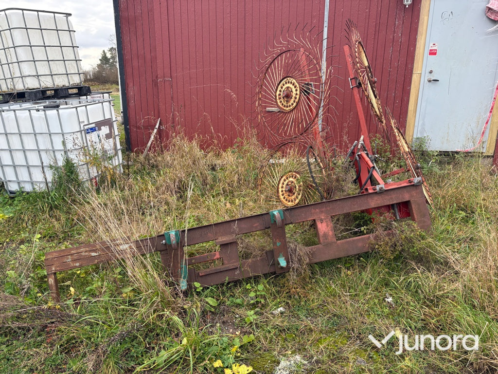 Strängläggare - frontmonterad, hydraulisk