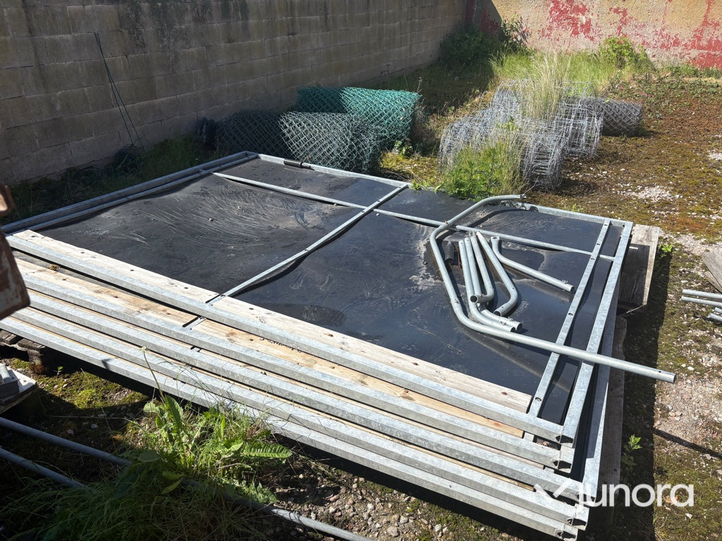 Uteboxar - 3.1 x 2.2 m