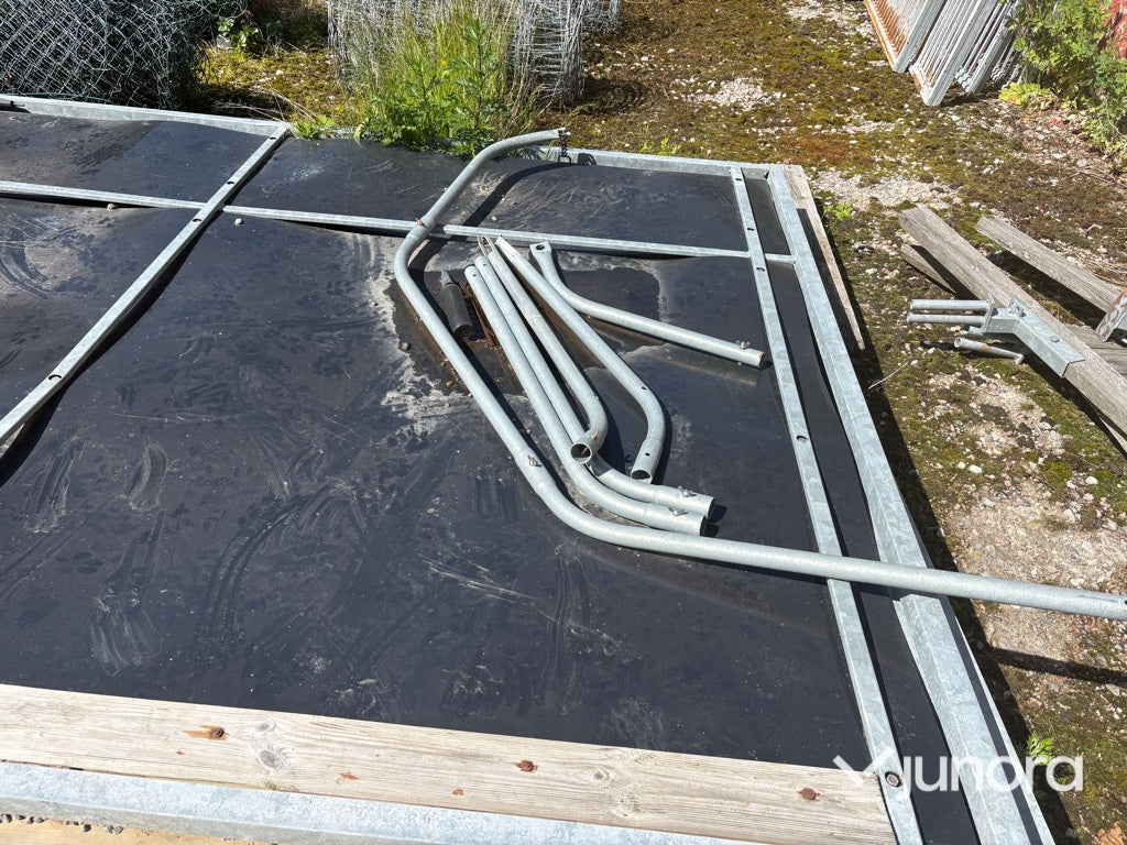 Uteboxar - 3.1 x 2.2 m