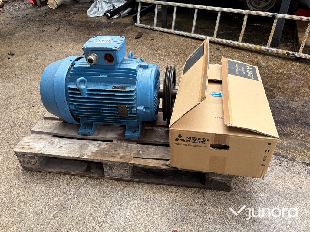 Elmotor med frekvensomriktare WEG 200 L-4 Mitsubishi Electric FR-F840-00770-E