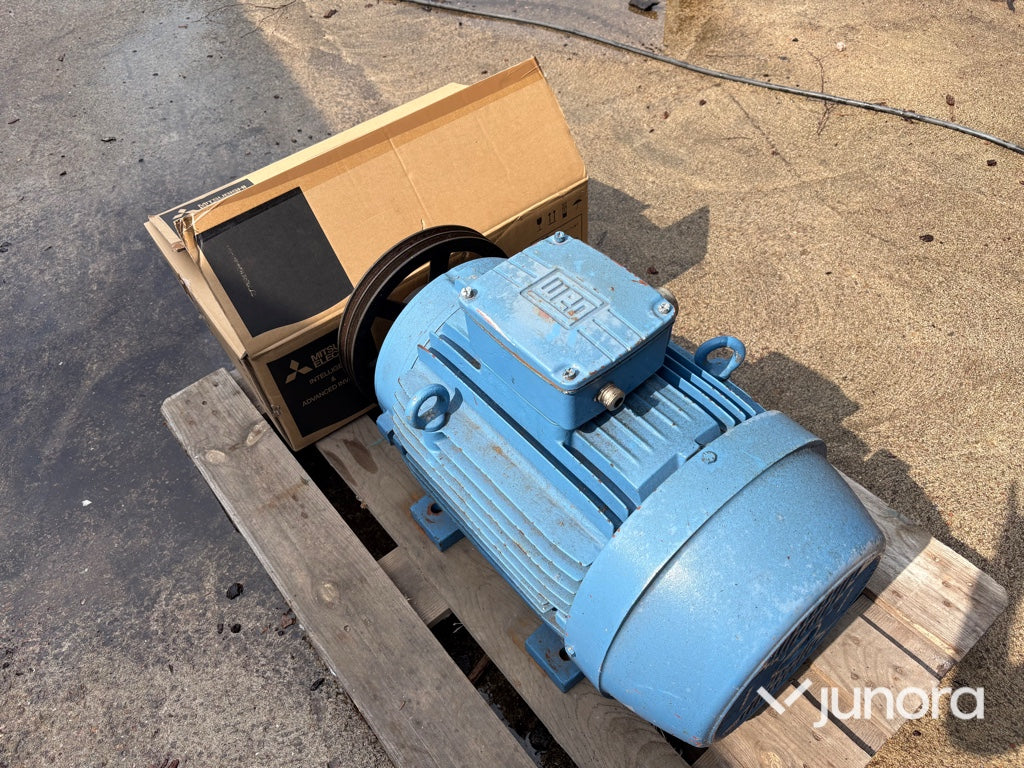 Elmotor med frekvensomriktare WEG 200 L-4 Mitsubishi Electric FR-F840-00770-E