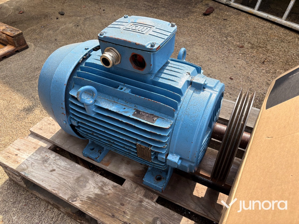 Elmotor med frekvensomriktare WEG 200 L-4 Mitsubishi Electric FR-F840-00770-E